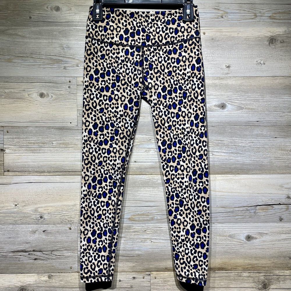 Victoria’s Secret VS Sport Women’s Small Knockout Leggings Cheetah Animal Print
